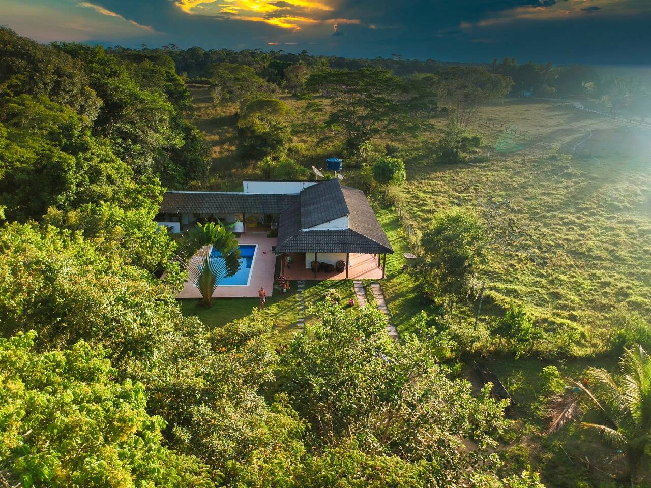 Sítio à venda com 3 quartos, 322m² - Foto 3