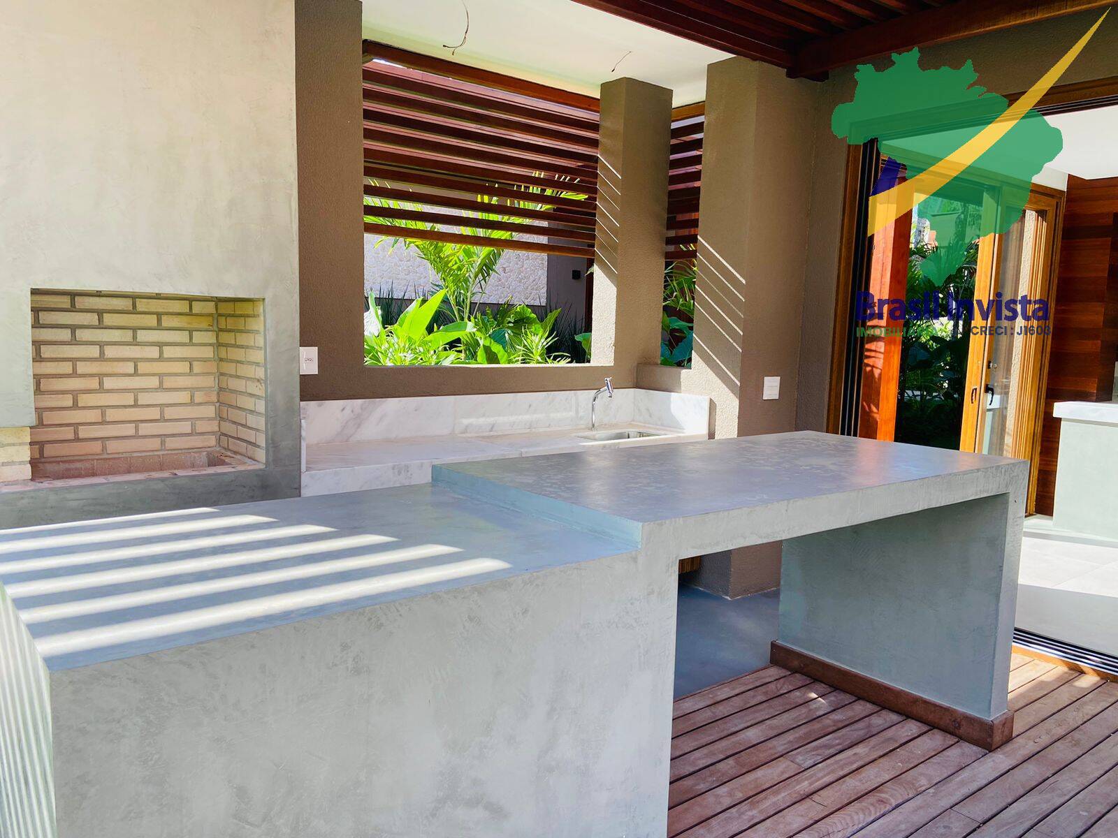 Casa à venda com 4 quartos, 331m² - Foto 16