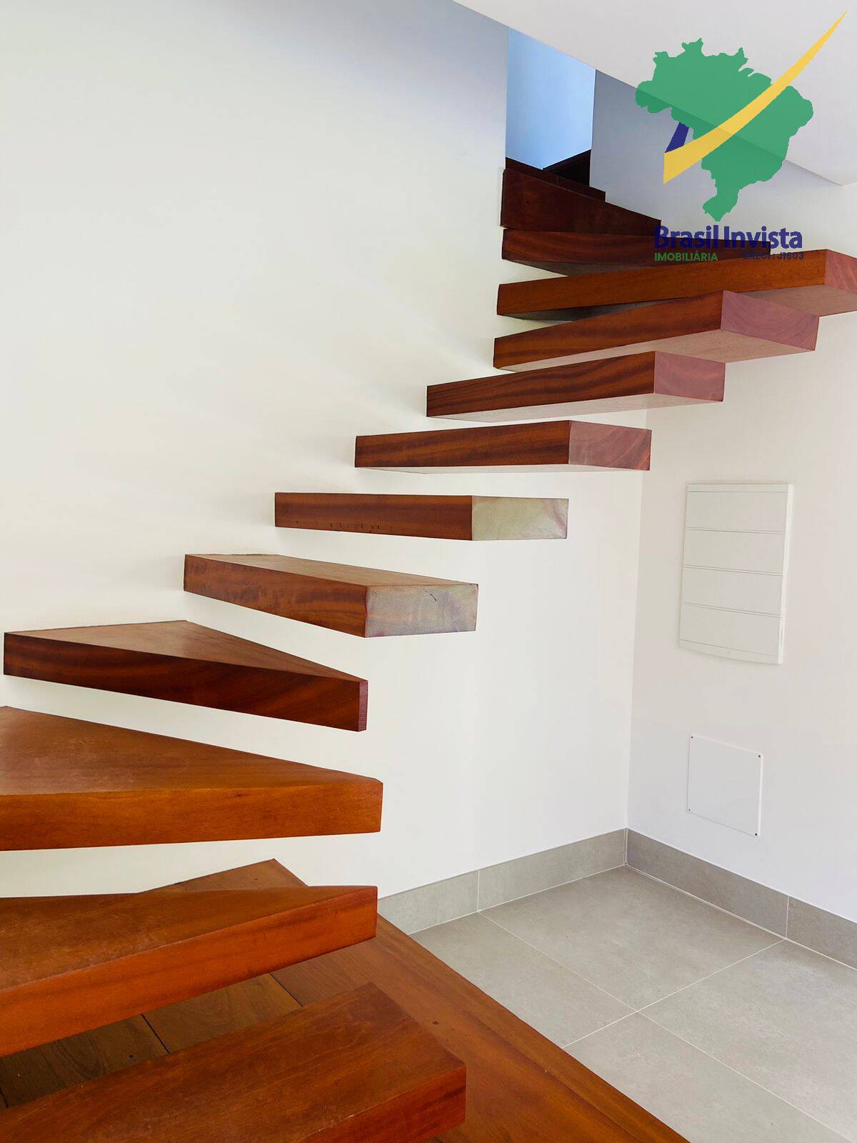 Casa à venda com 4 quartos, 331m² - Foto 23