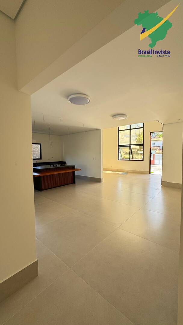 Casa à venda com 4 quartos, 500m² - Foto 13