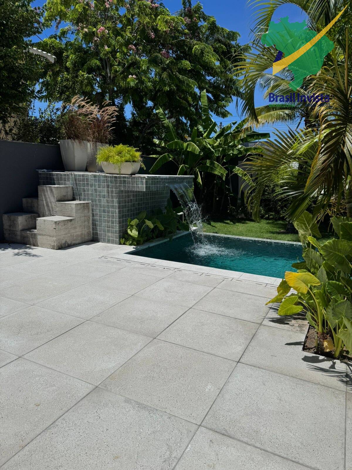 Casa à venda com 4 quartos, 350m² - Foto 4