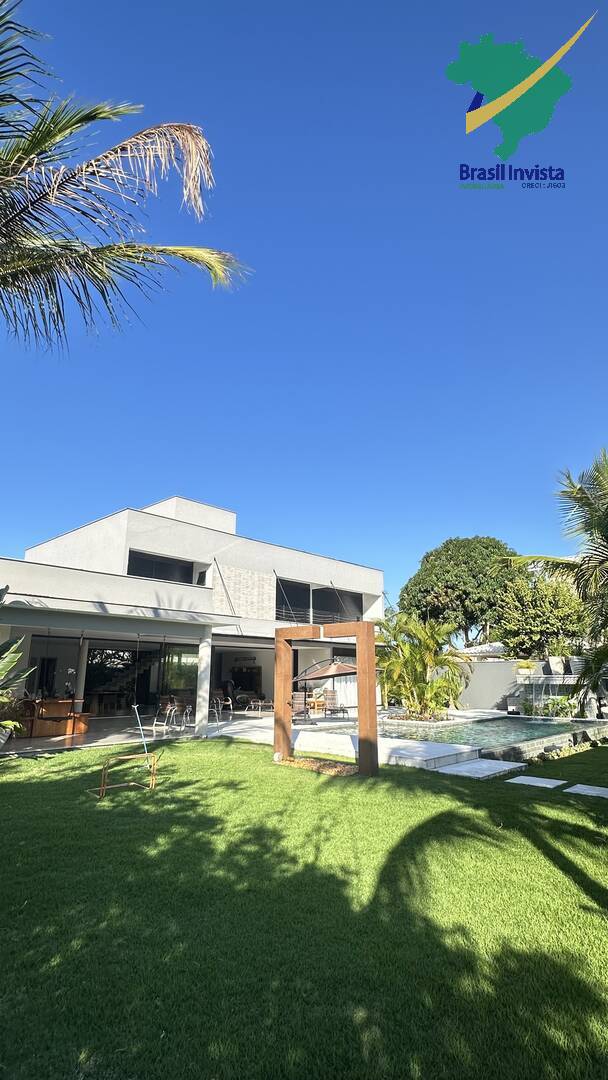 Casa à venda com 4 quartos, 350m² - Foto 1