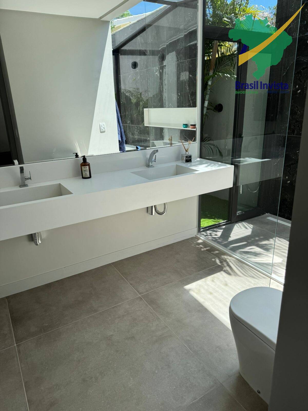Casa à venda com 4 quartos, 350m² - Foto 17