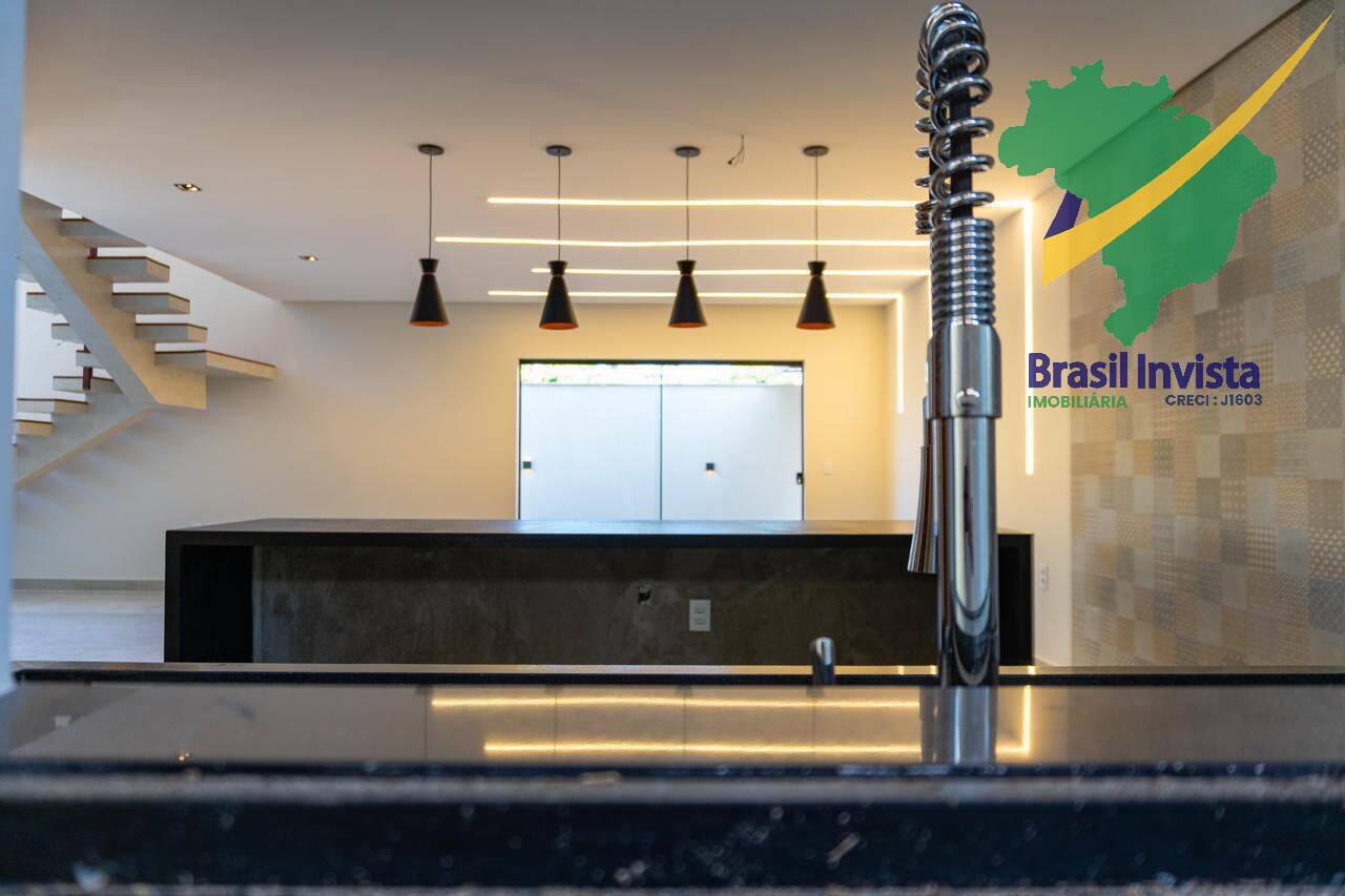 Casa, 4 quartos, 187 m² - Foto 2